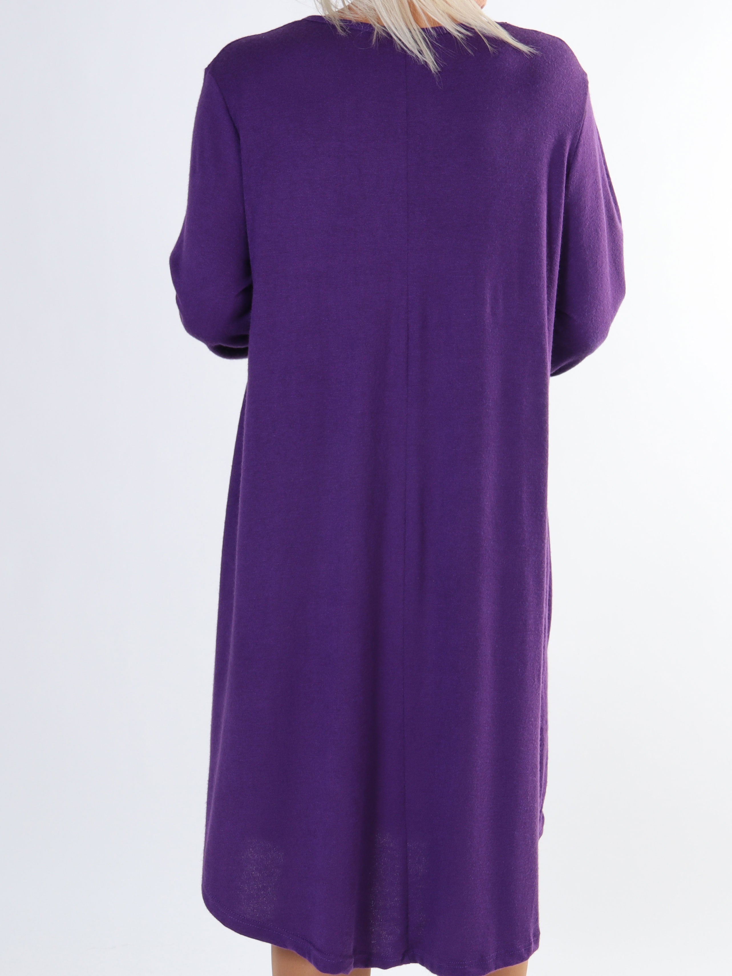 Talia - Plus size kjole i viskose med kattemotiv af similisten